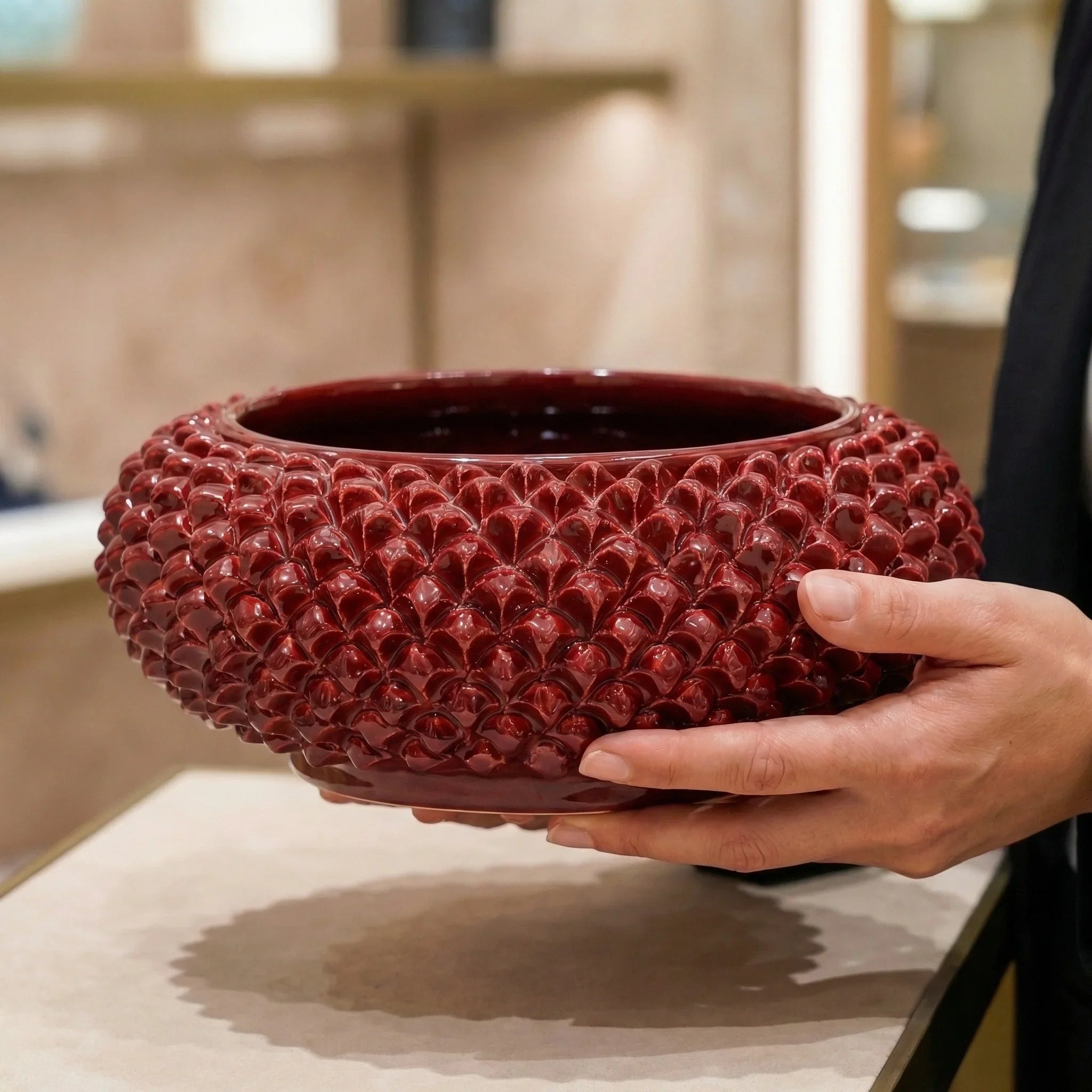Pinecone centerpiece of Caltagirone modeled by hand bordeaux