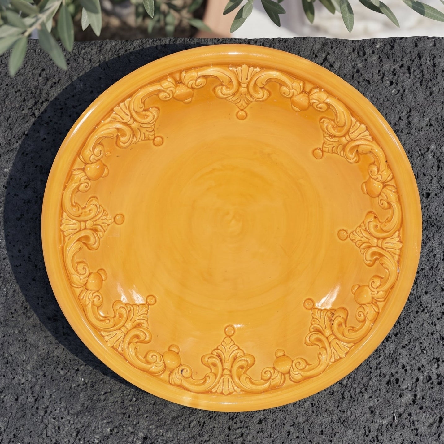 Sicilian Catch-All Dish Ø 30 cm / Ø 11.8", Plastico Sofia, Mustard – Italian ceramic from Caltagirone, Sicily