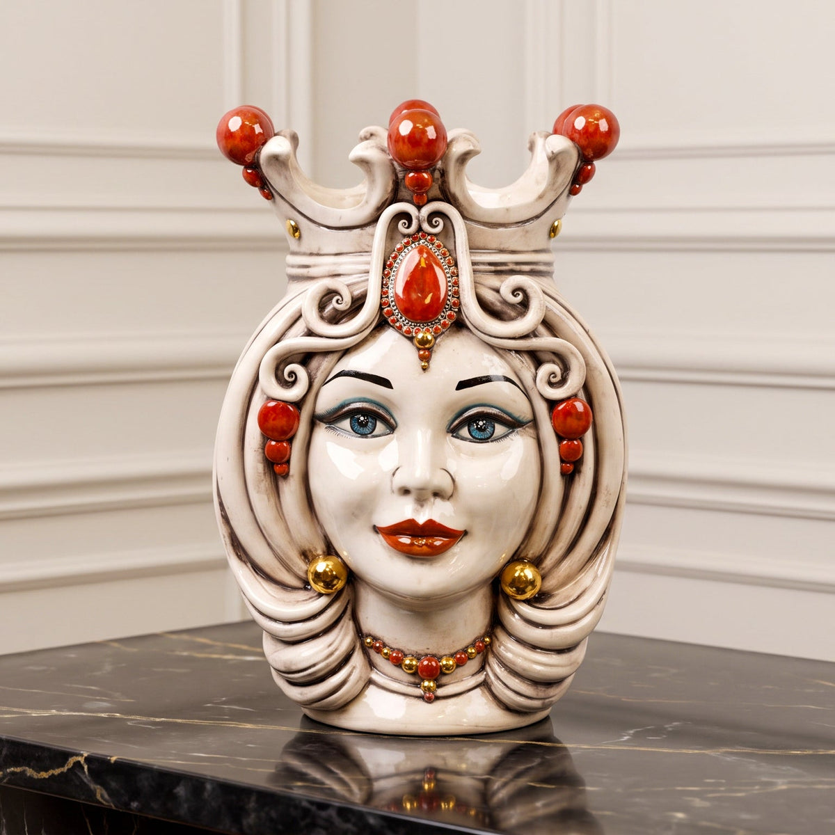 Tête de Maure Sicilienne H 38 cm – Femme, Nacre Antique Or et Lustres – Testa di Moro de Caltagirone, Sicile