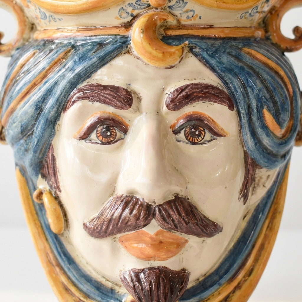 Ceramic Head with candle holder h 25 blu/orange male