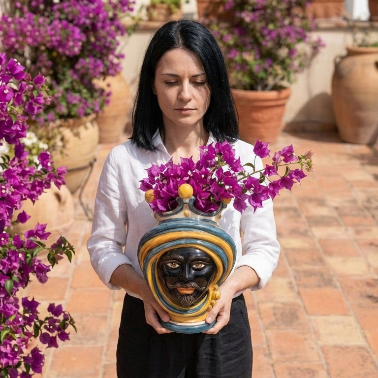 Maurenkopf-Vase H 30 cm, Maurischer Mann, Blau und Orange – Testa di Moro aus Caltagirone, Sizilien