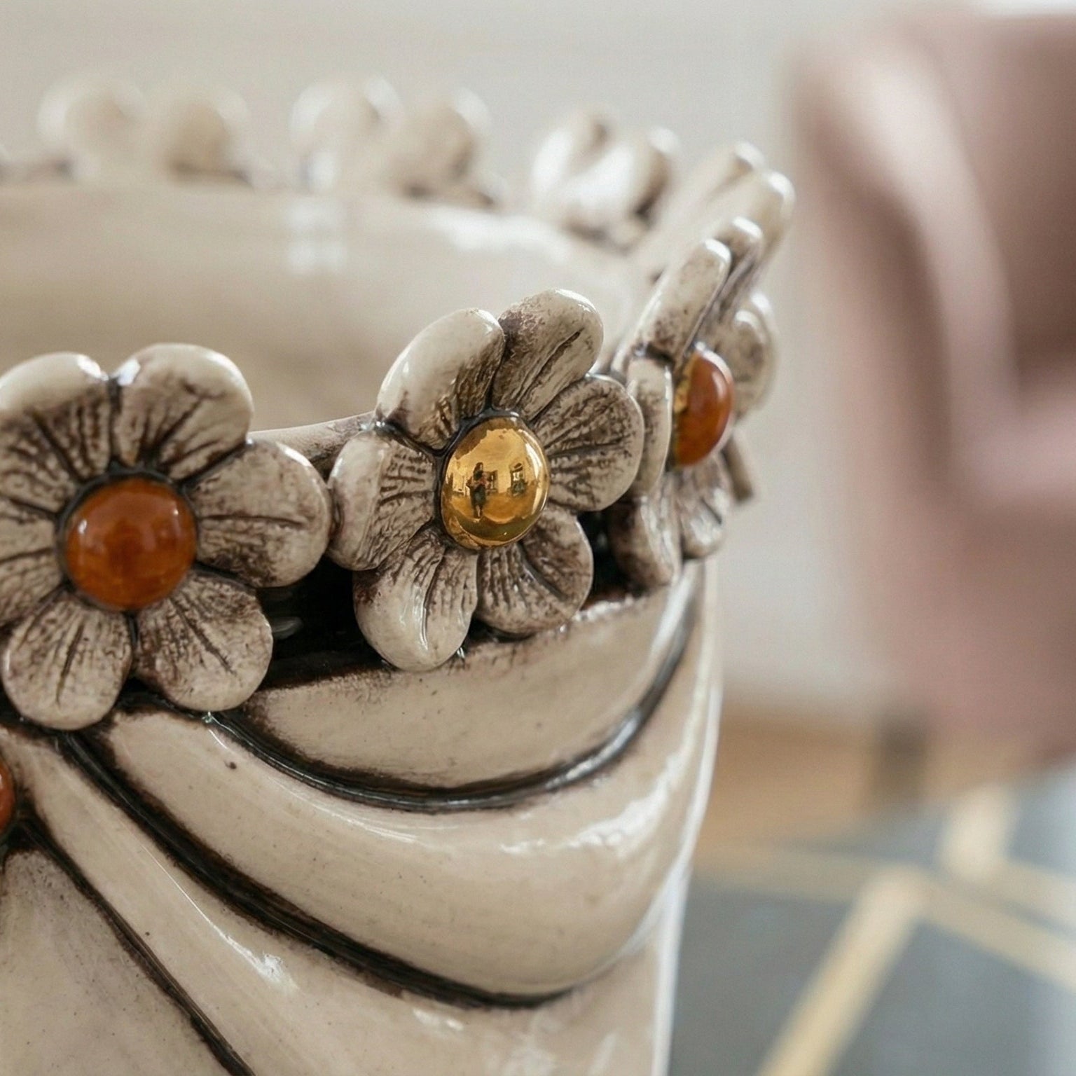 Zahira Man's Moor's Head with Flowers Mother of Pearl Antiqued with Gold and Lustres