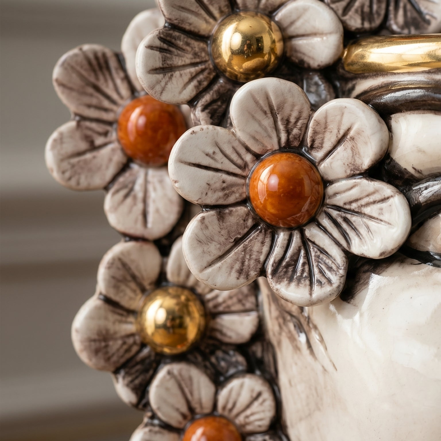 Head h 20 w/flowers w/expression mother of pearl gold and lustres female