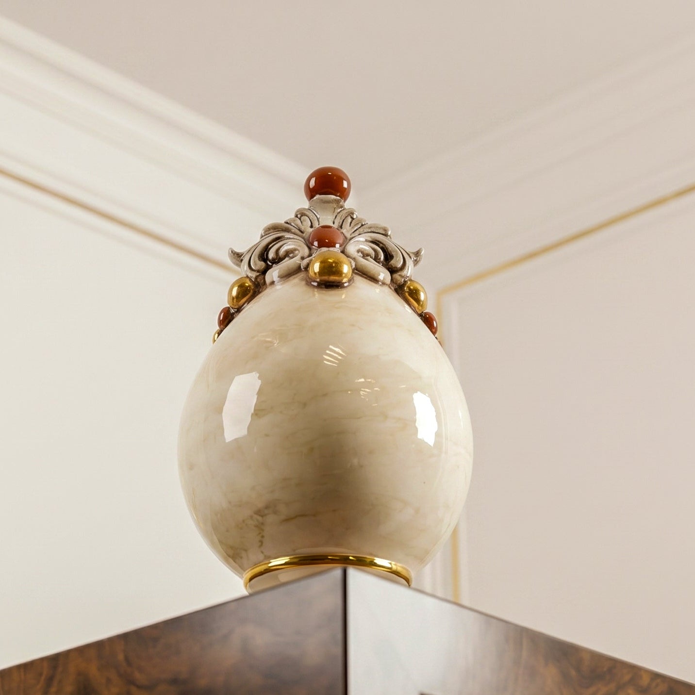 Sicilian Decorative Ceramic Egg H 18 cm / 7.1", Mother of Pearl – Sicilian majolica handcrafted in Caltagirone