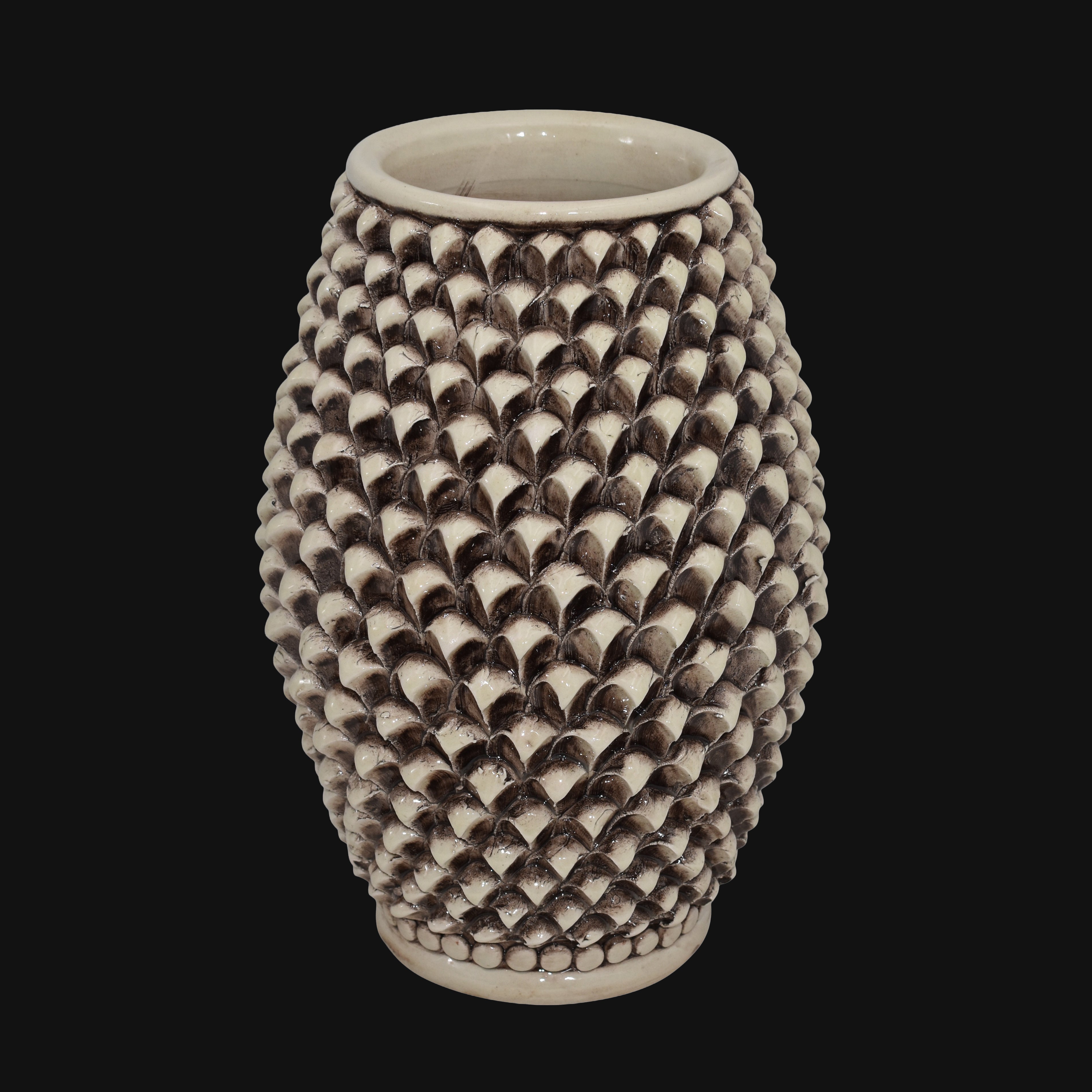 Vaso pigna di Caltagirone madreperla antichizzato modellata a mano