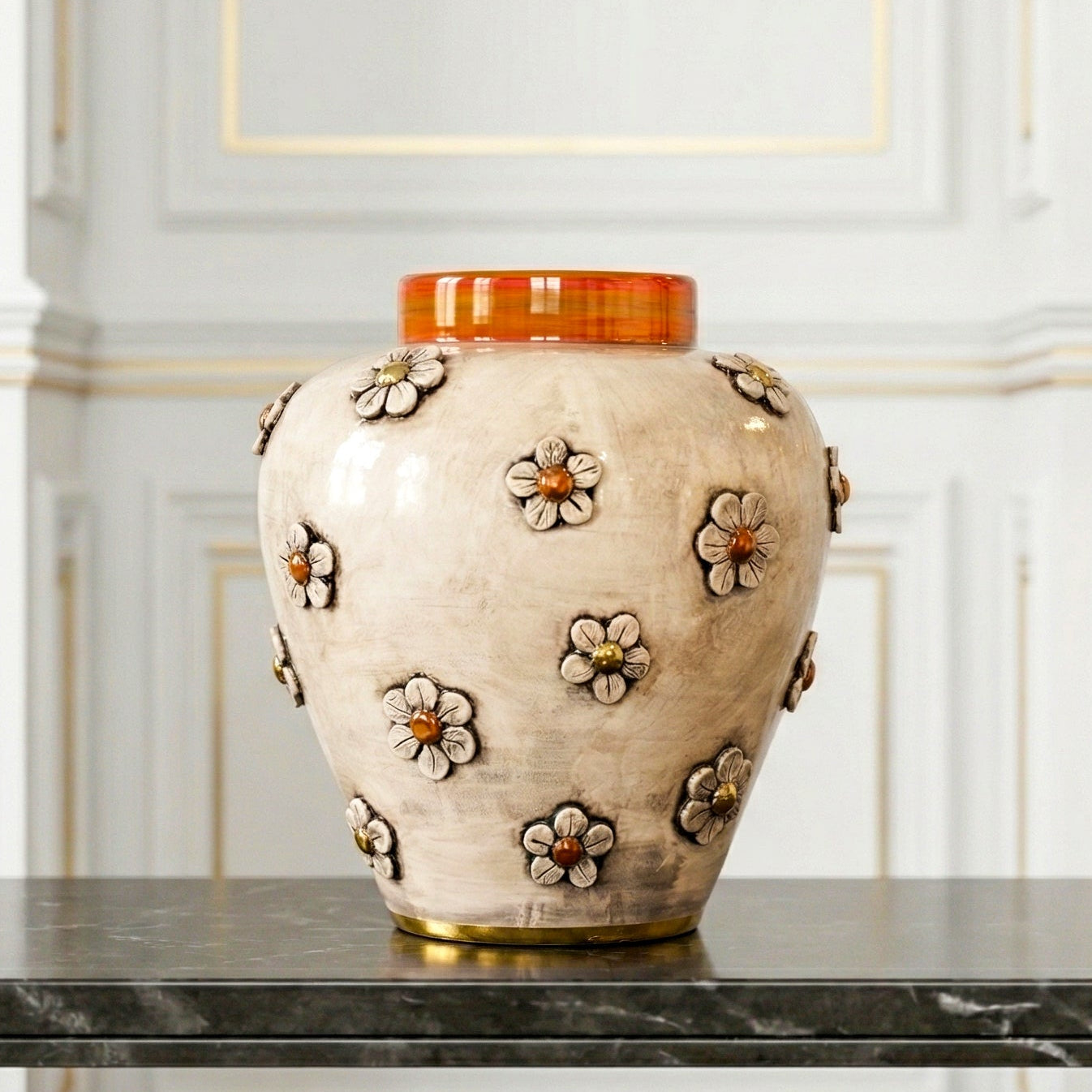 Sicilian Round Ball Vase, Antique Mother of Pearl Gold – Sicilian majolica handcrafted in Caltagirone