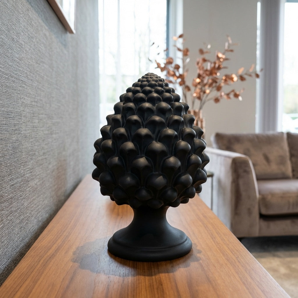 Caltagirone handmade pinecone modeled by hand height 15/35 in Black