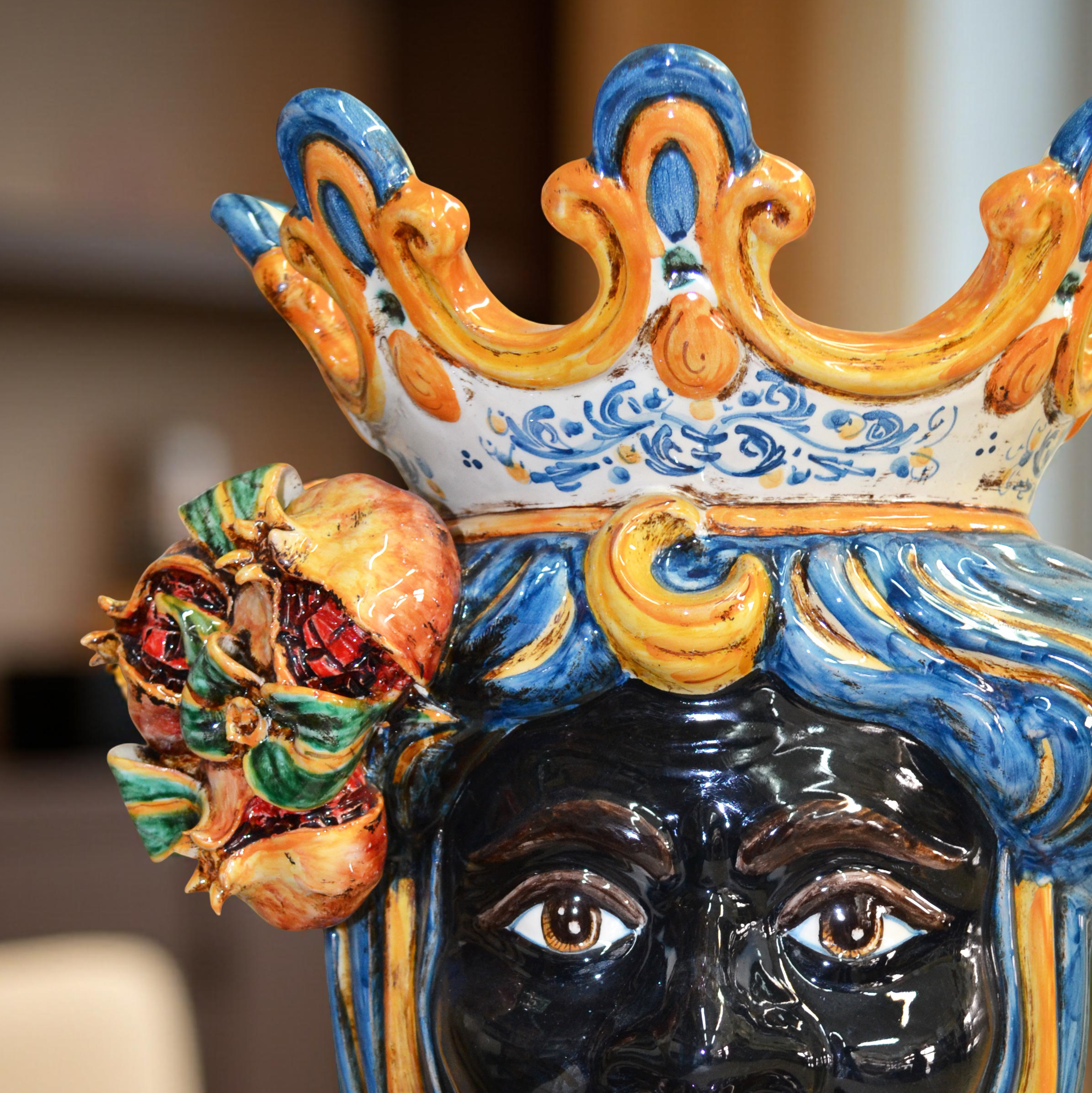 Ceramic Head with pomegranate h 40 blu/orange male