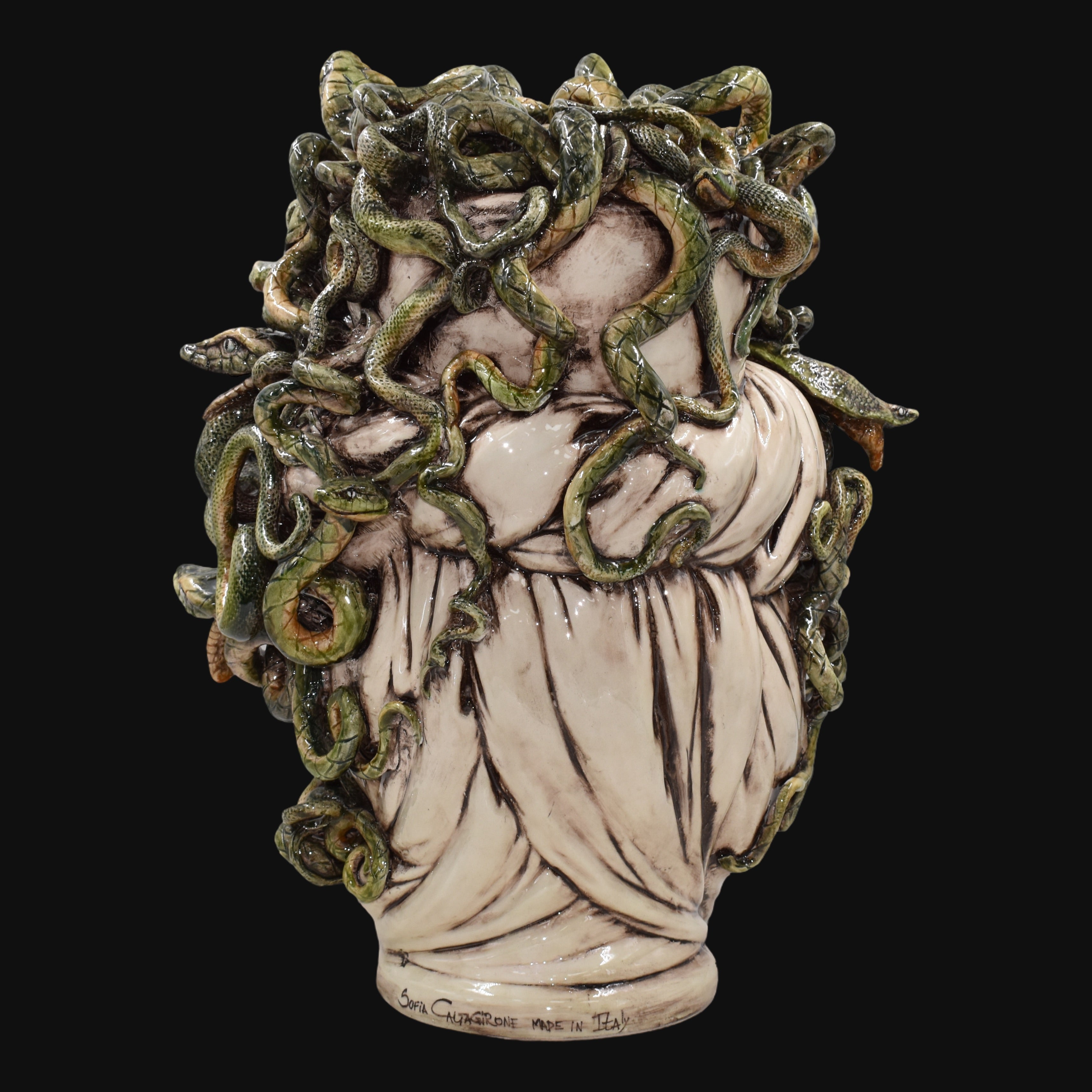 Medusa head h 48 mother of pearl antique gold and lustre