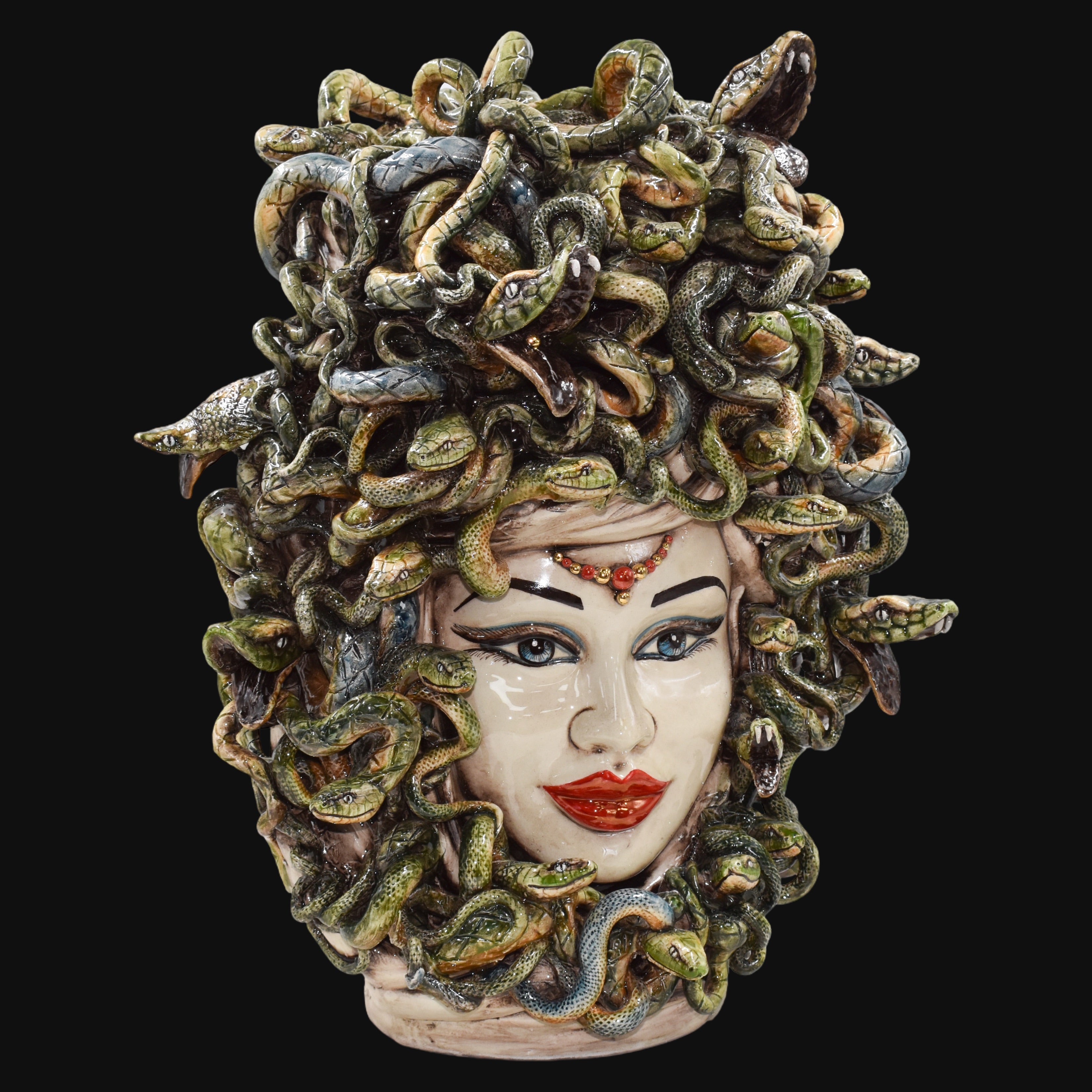 Medusa head h 48 mother of pearl antique gold and lustre