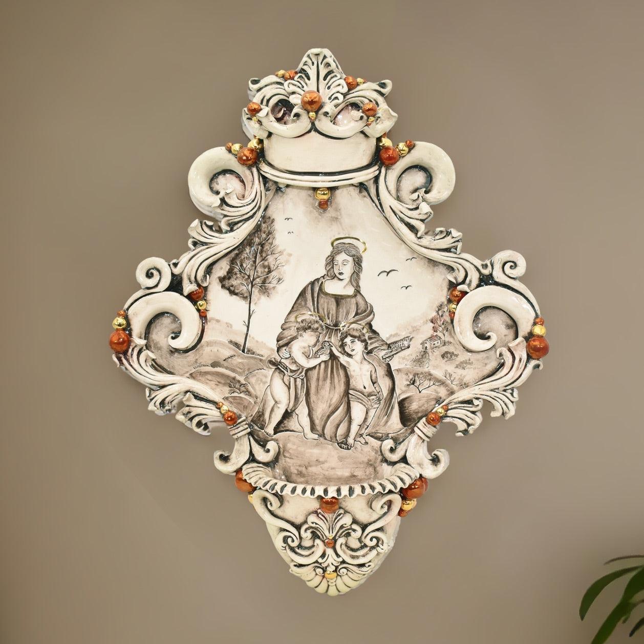 Acquasantiera maxi appl triangolare 35×45 madonna valderice madreperla antichizzato oro e lustri - Ceramiche di Caltagirone Sofia