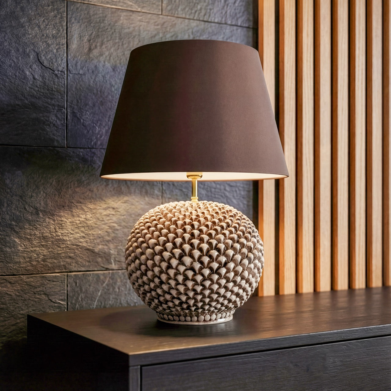 Lume palla a pigna in ceramica diverse misure, Decoro in Madreperla Antichizzato - Ceramiche di Caltagirone Sofia