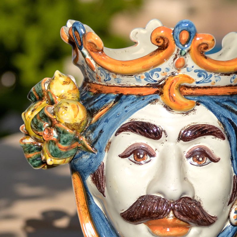 Testa h 25 cm limoni blu e arancio maschio bianco - Ceramiche di Caltagirone Sofia