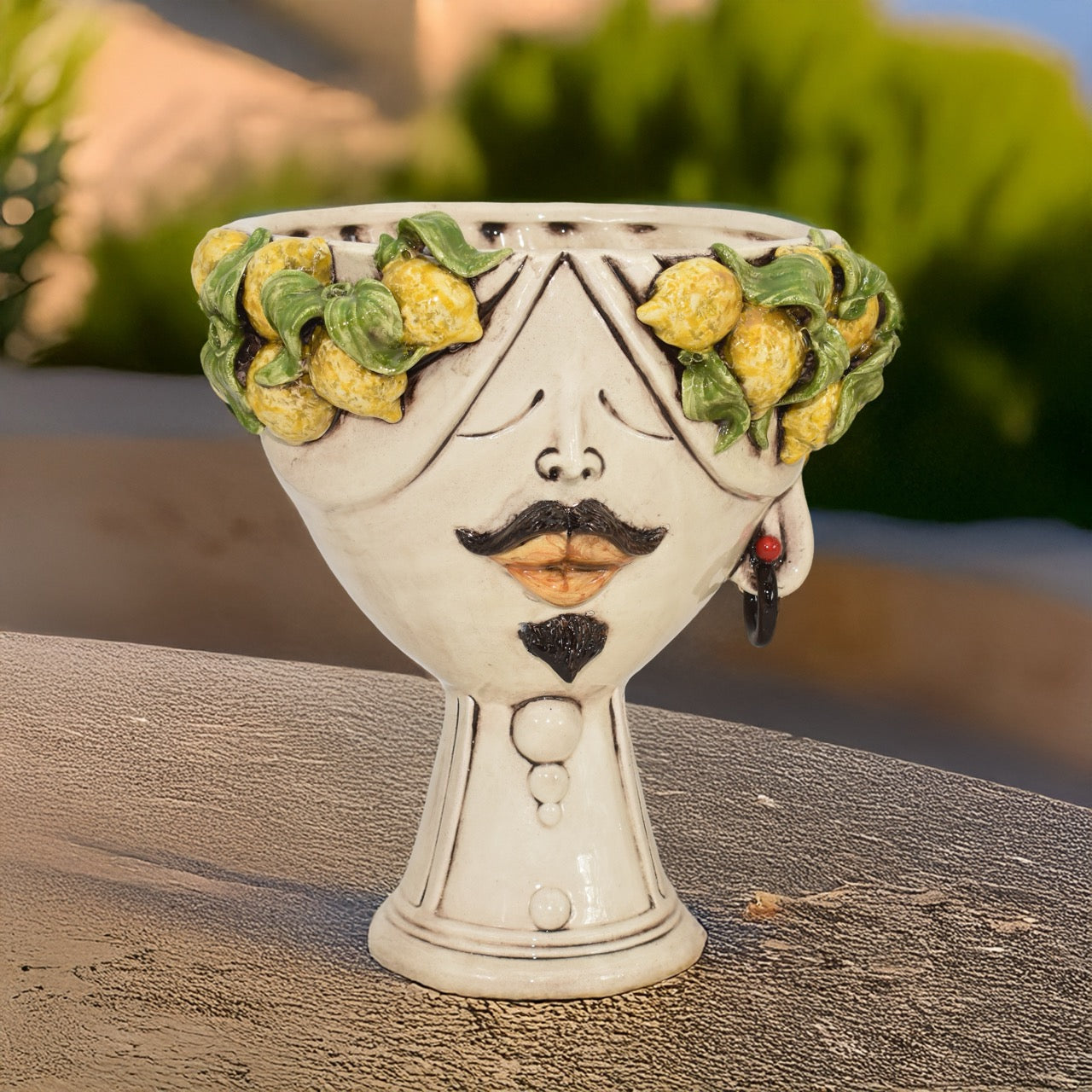 Testa h 30 Zahira Limoni Siciliani in Madreperla viso uomo - Ceramiche di Caltagirone Sofia