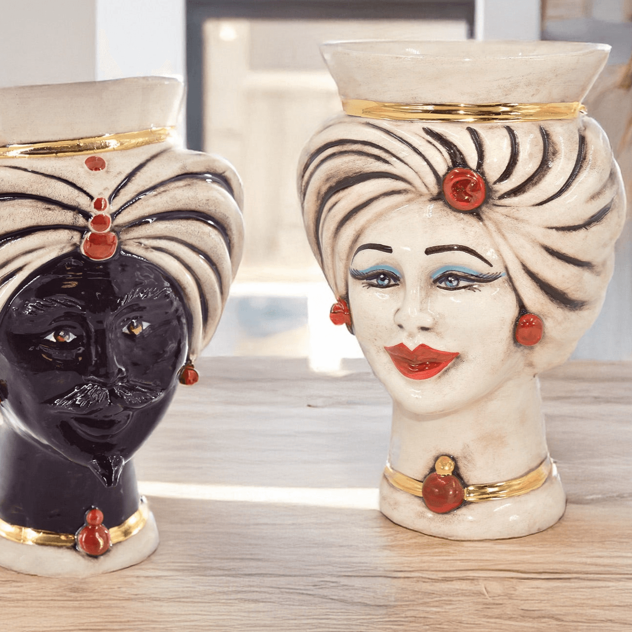 Teste di moro h 16 tuareg madreperla antichizzato Oro e Lustri - Ceramiche di Caltagirone Sofia