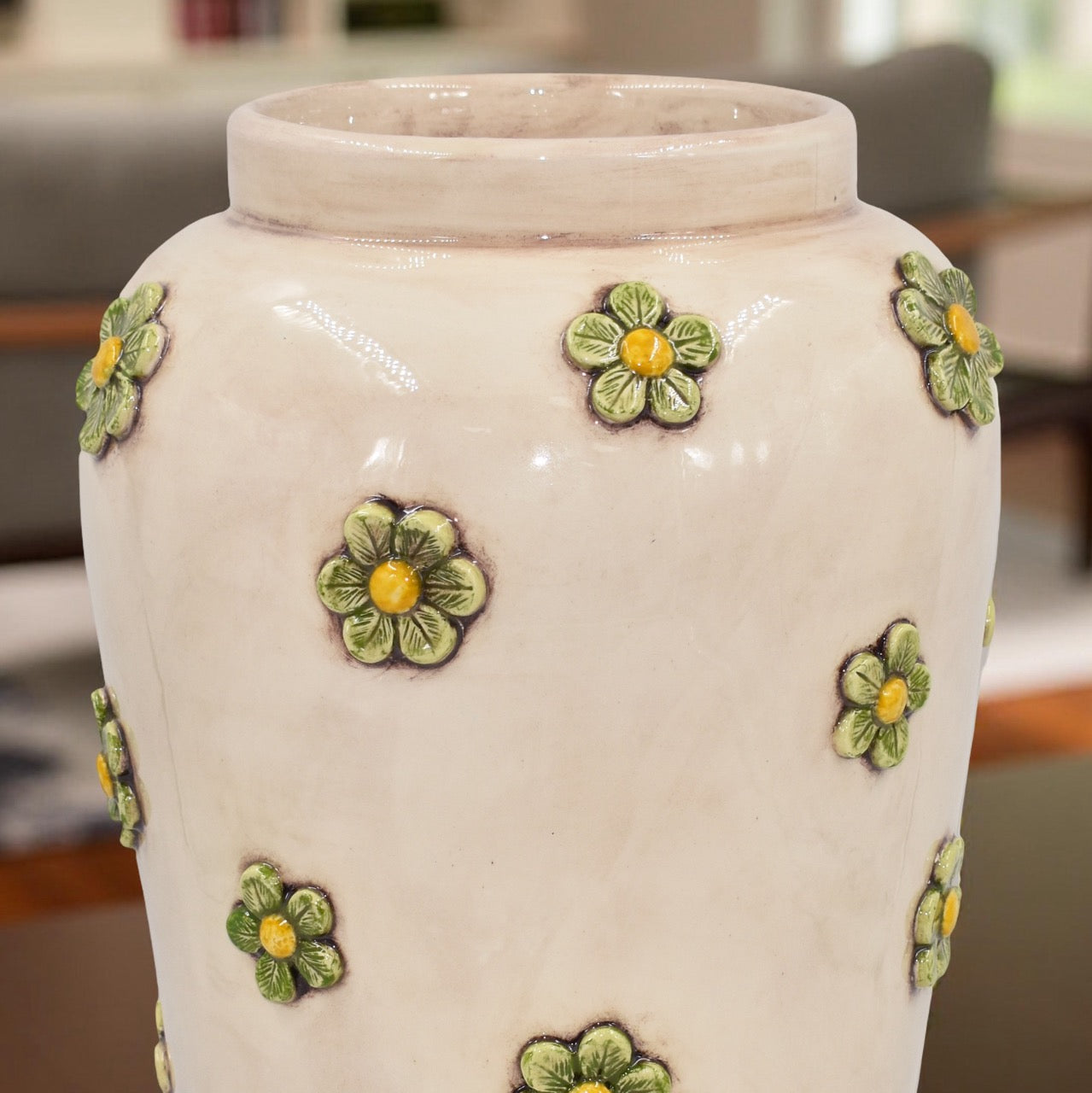 Vaso boccia c/fiori h 40 madreperla colorato fiori gialli e verde - Ceramiche di Caltagirone Sofia