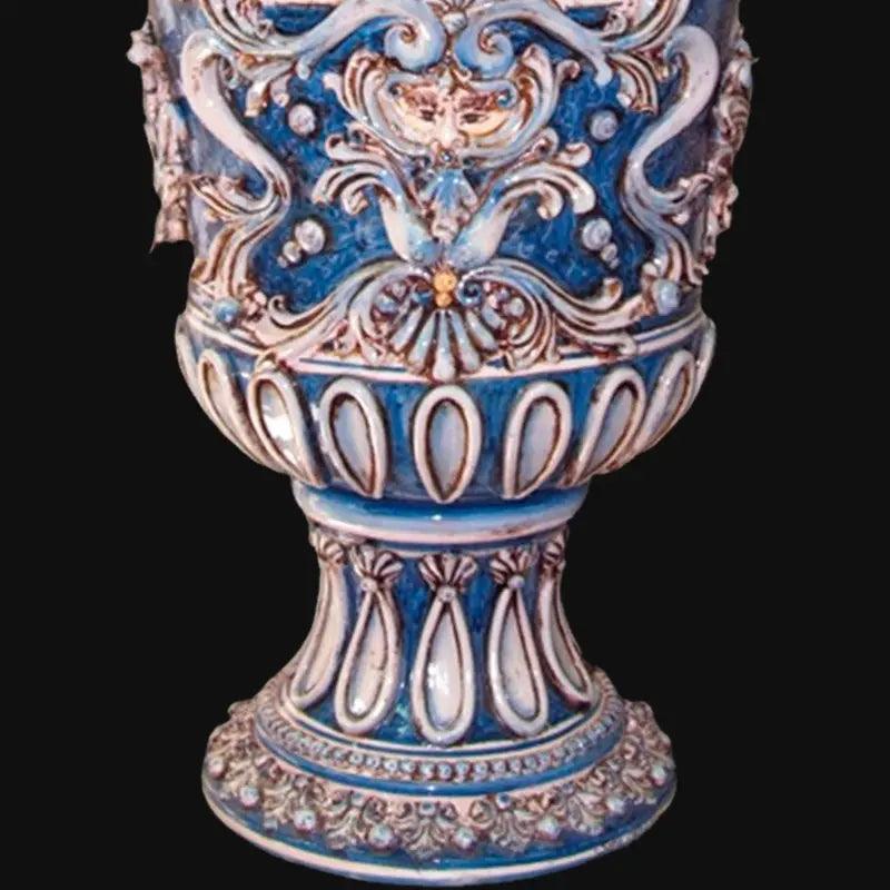 Vaso decorativo ceramiche Caltagirone Sofia blu, dettagli artigianali fatti a mano.