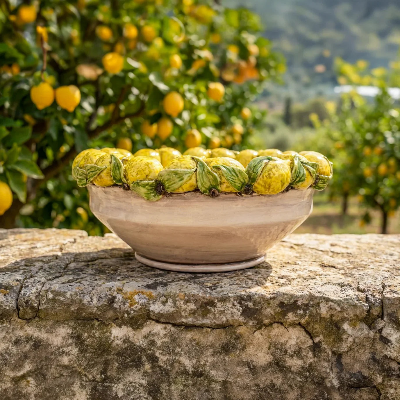 Centerpiece with Sicilian Lemons Ø 38 colored mother of pearl
