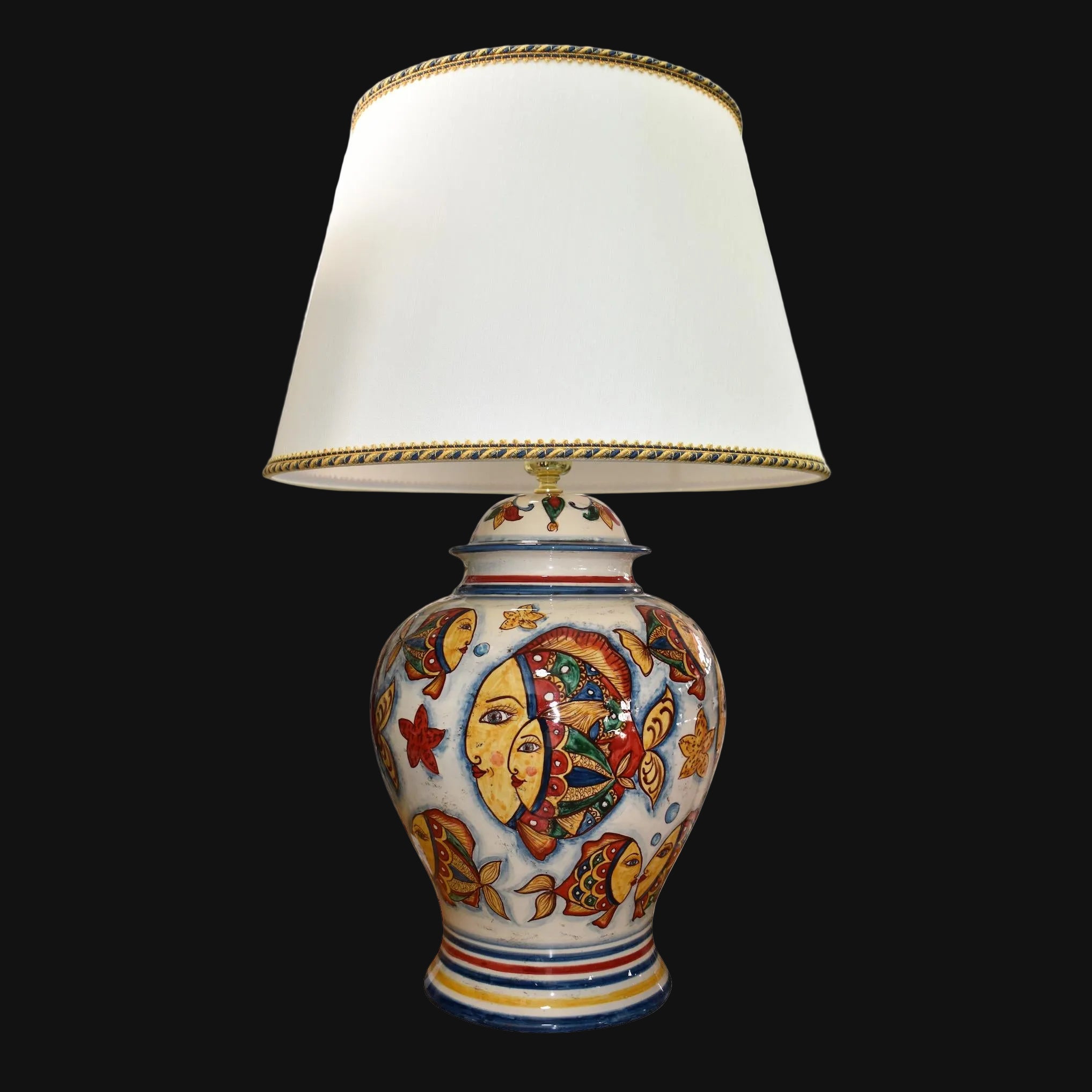 Potiche-Tischlampe aus Caltagirone-Keramik — Fisch-Dekor