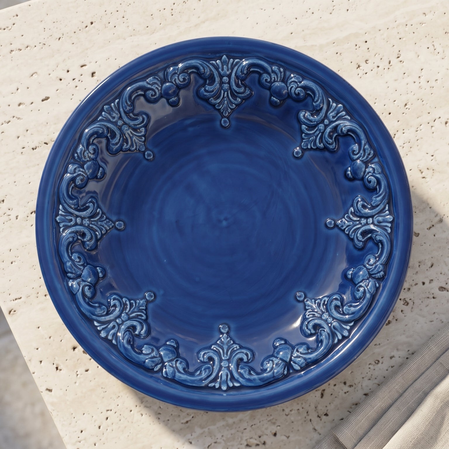 Sicilian Catch-All Dish Ø 30 cm / Ø 11.8", Plastico Sofia, Deep Blue – Sicilian majolica handcrafted in Caltagirone