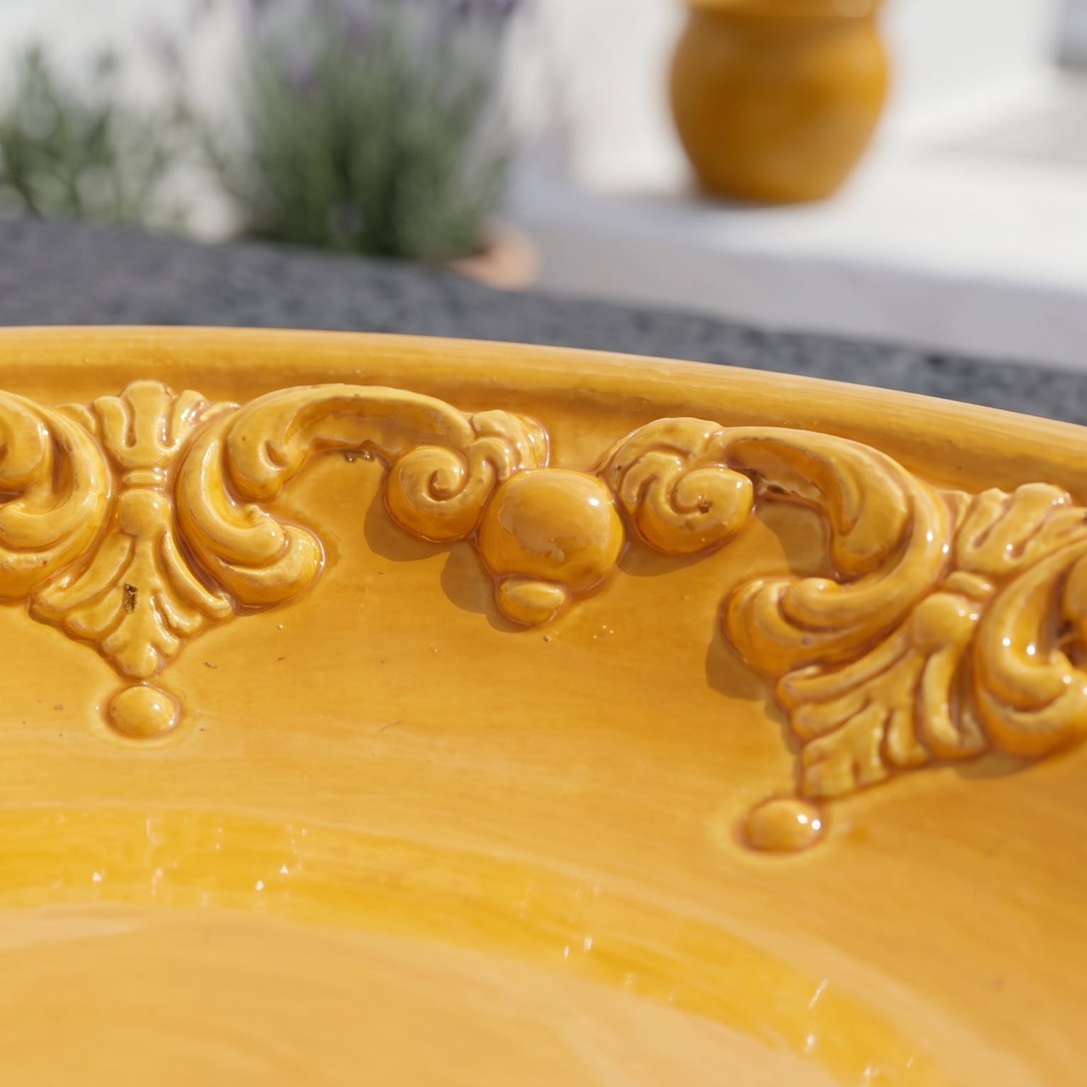 Assiette Artisanale de Caltagirone - Plastico Sofia, Moutarde | Ceramique italienne de Caltagirone, Sicile