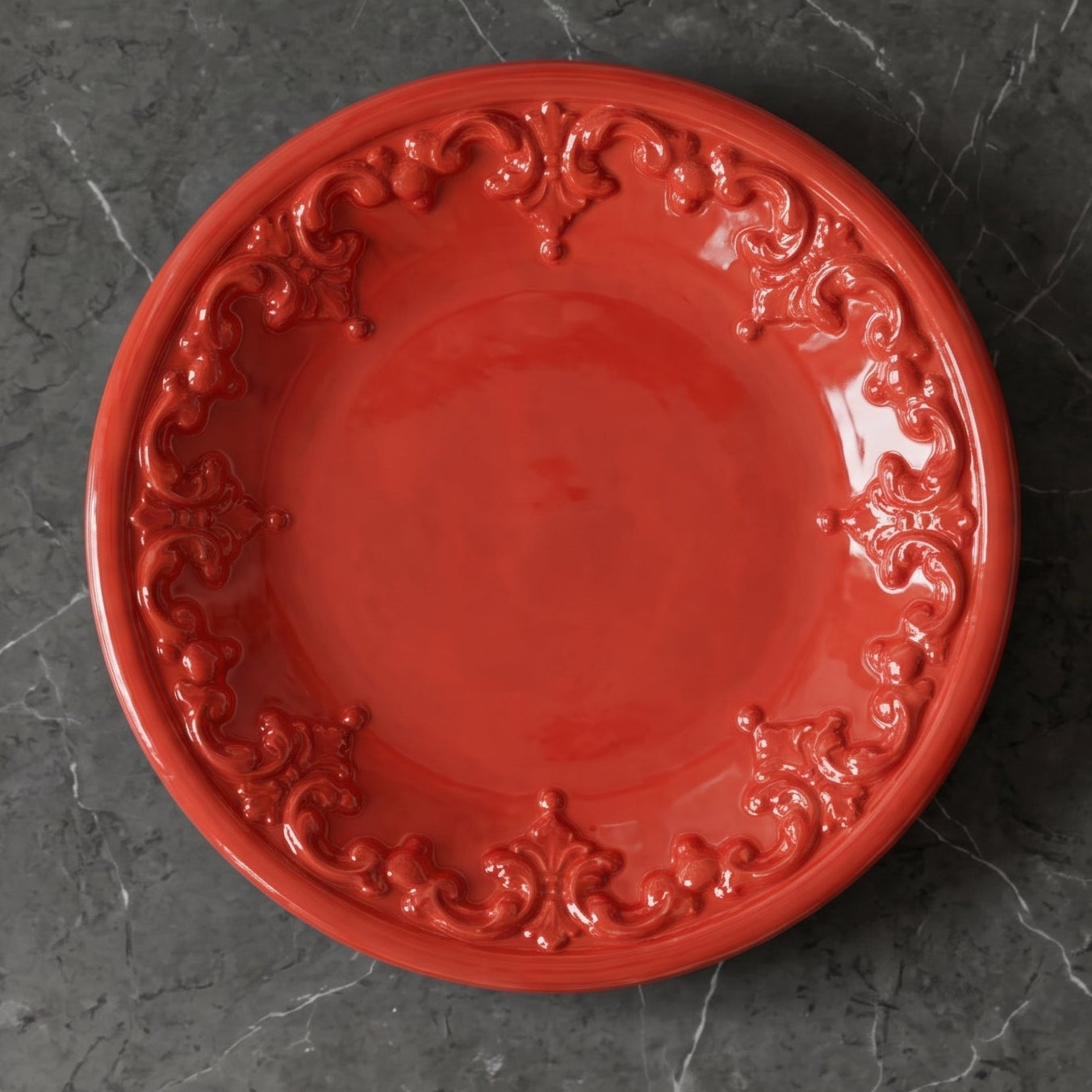 Assiette Sicilienne en Ceramique - Plastico Sofia, Rouge Feu | Majolique sicilienne de Caltagirone