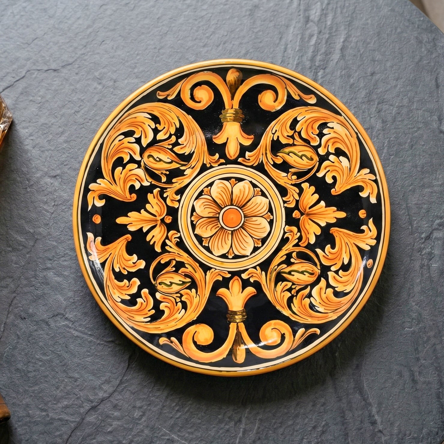Sicilian Decorative Wall Plate Ø 35/40 cm / Ø 14-16", Black Background – Caltagirone Ceramic – Sicilian artisan tradition