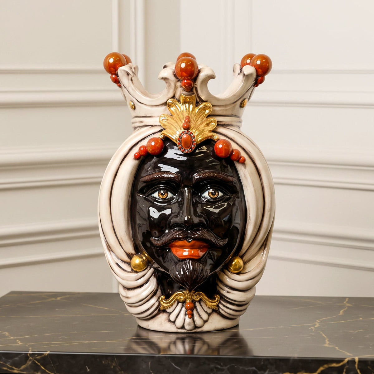 Tête de Maure Sicilienne H 38 cm – Homme Maure, Nacre Antique Or et Lustres – Testa di Moro de Caltagirone, Sicile
