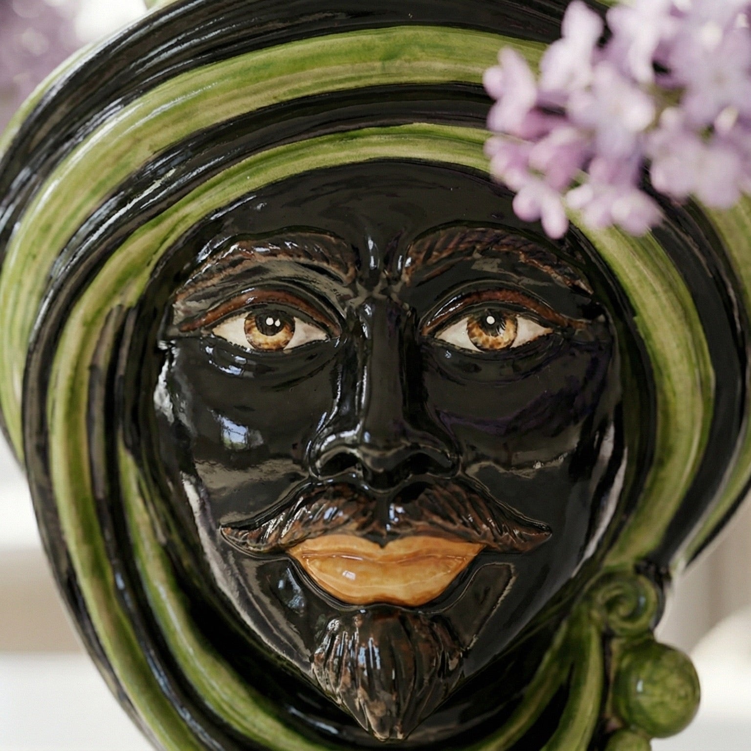 Testa di Moro h 30 Linea Parigi in Ceramica di Caltagirone Nero e Verde