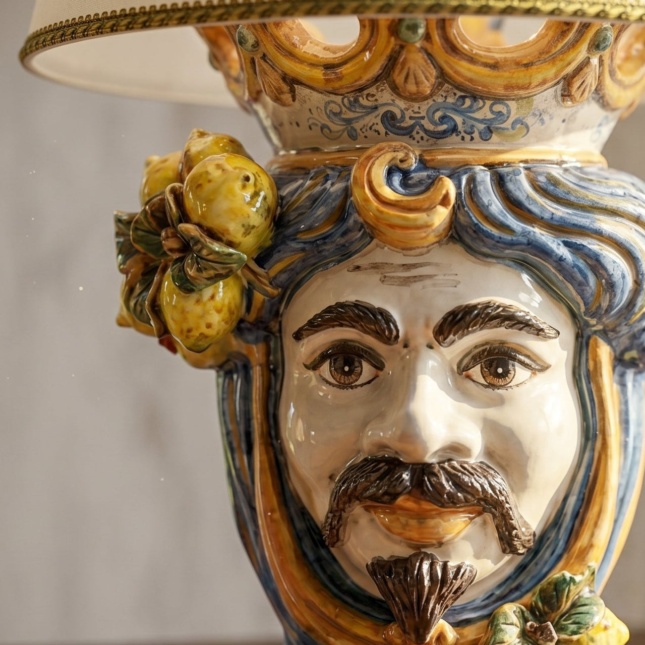 Italian Ceramic Lamp H 70 cm / 27.6", White Man, Blue and Orange – Italian ceramic from Caltagirone, Sicily