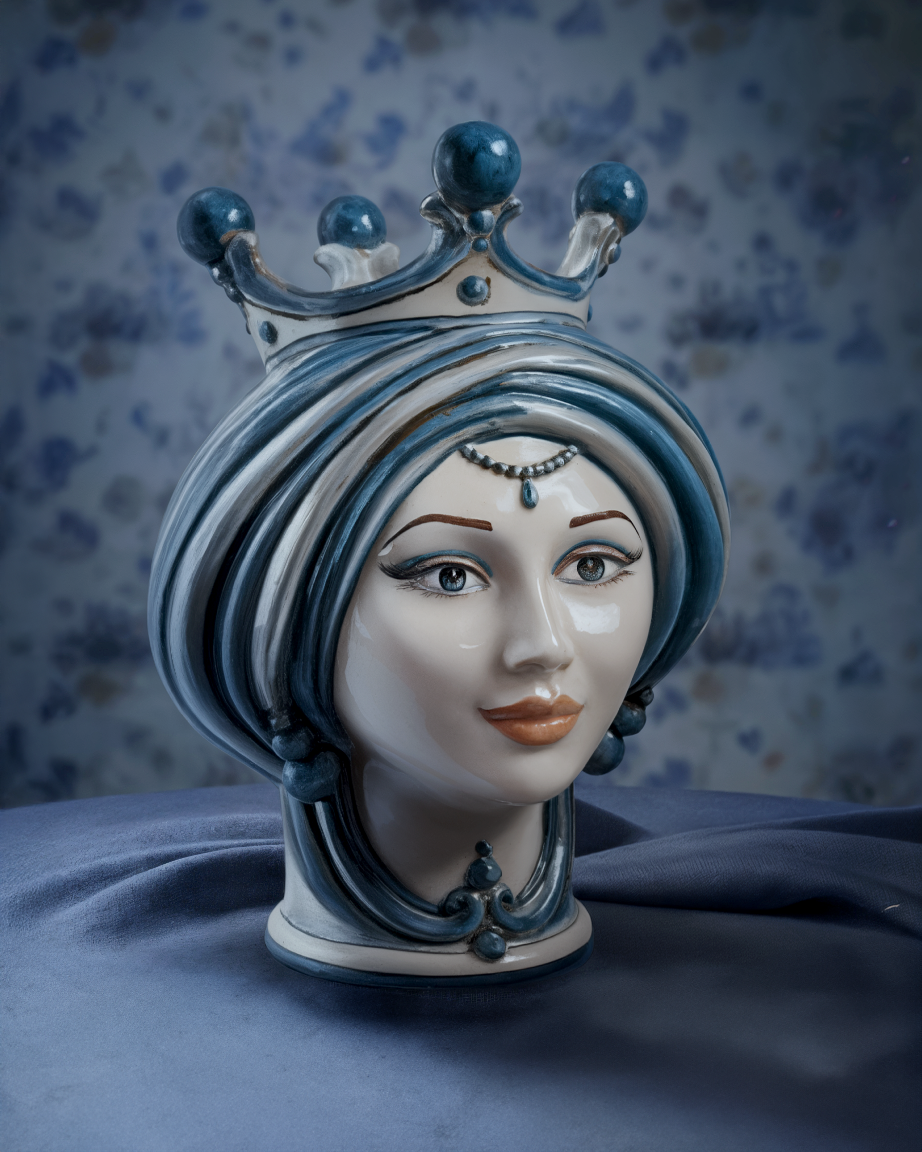 Testa h 30 in mono blu donna - Modern Moorish heads Sofia Ceramiche