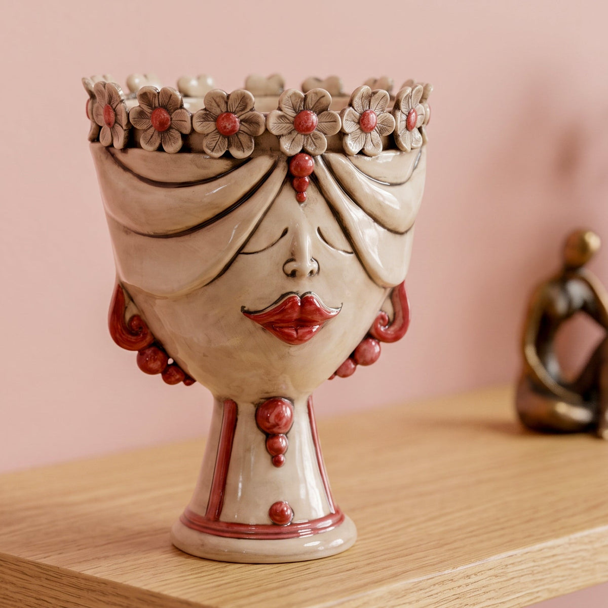 Ceramique Artisanale de Caltagirone H 30 cm - Donna, Madreperla Antichizzato | Ceramica Caltagirone | Majolique sicilienne de Caltagirone