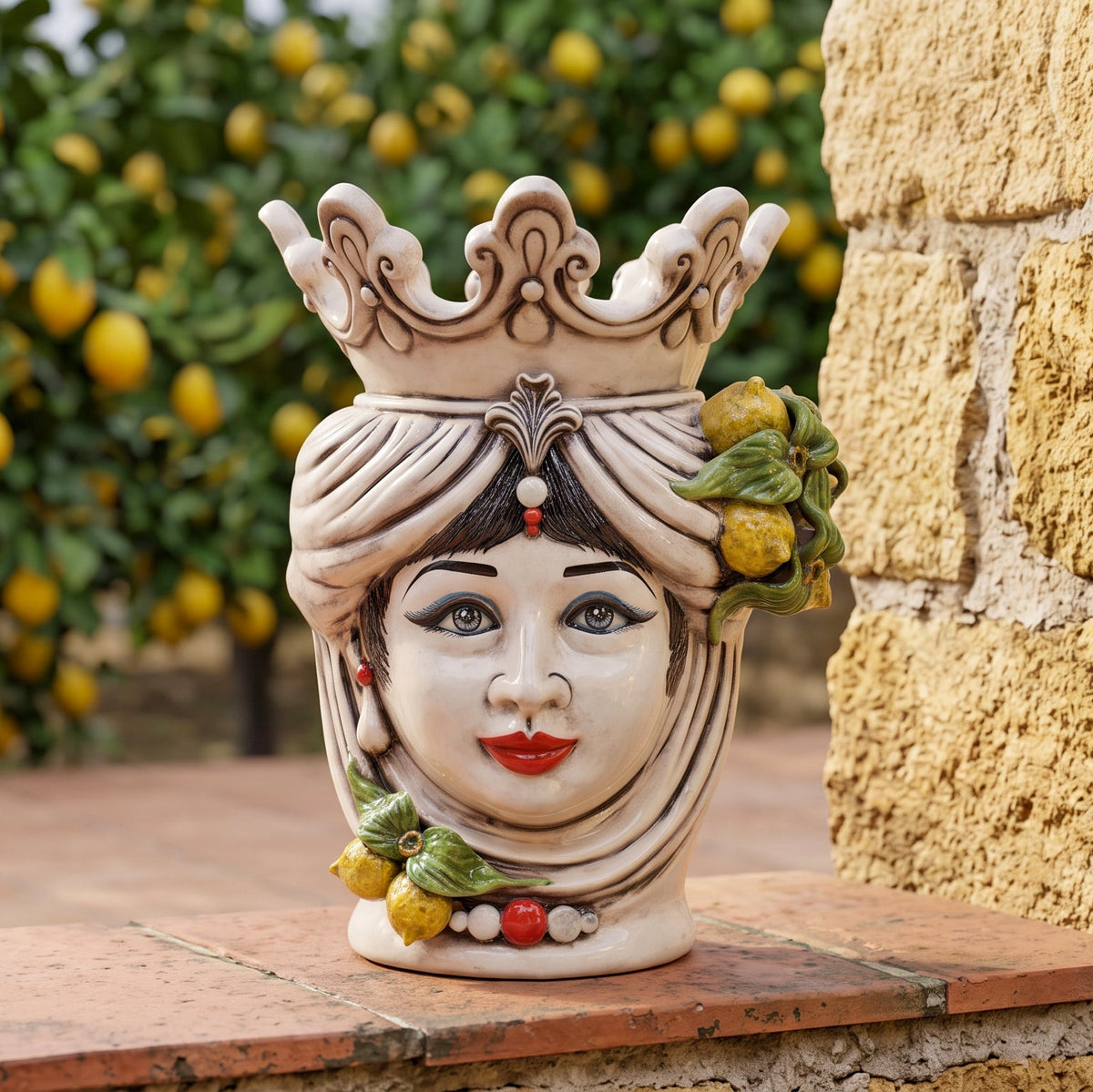 Tête de Maure aux Citrons H 40 cm – Femme, Nacre Colorée – Testa di Moro de Caltagirone, Sicile
