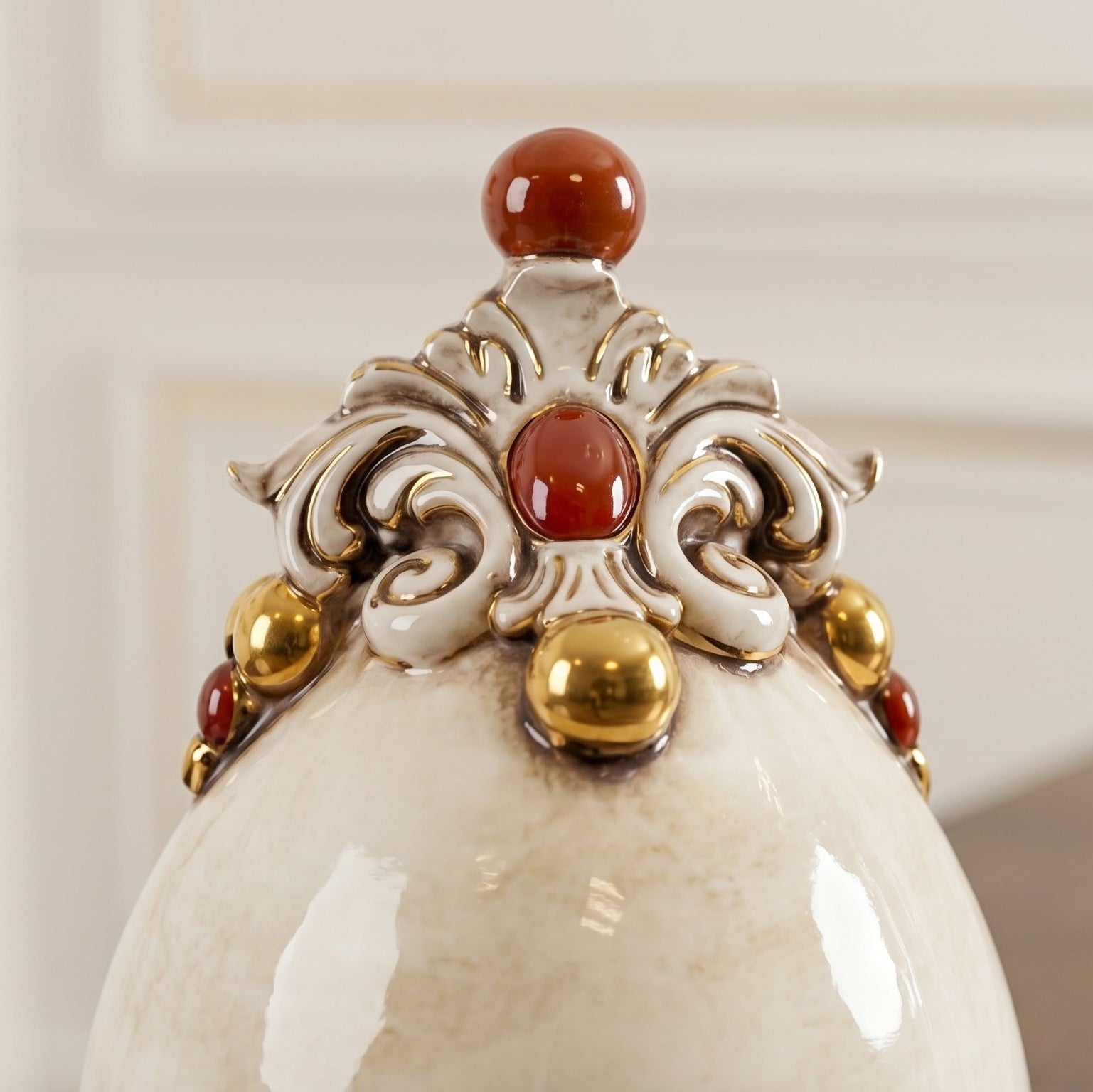Sicilian Decorative Ceramic Egg H 18 cm / 7.1", Mother of Pearl – Sicilian majolica handcrafted in Caltagirone