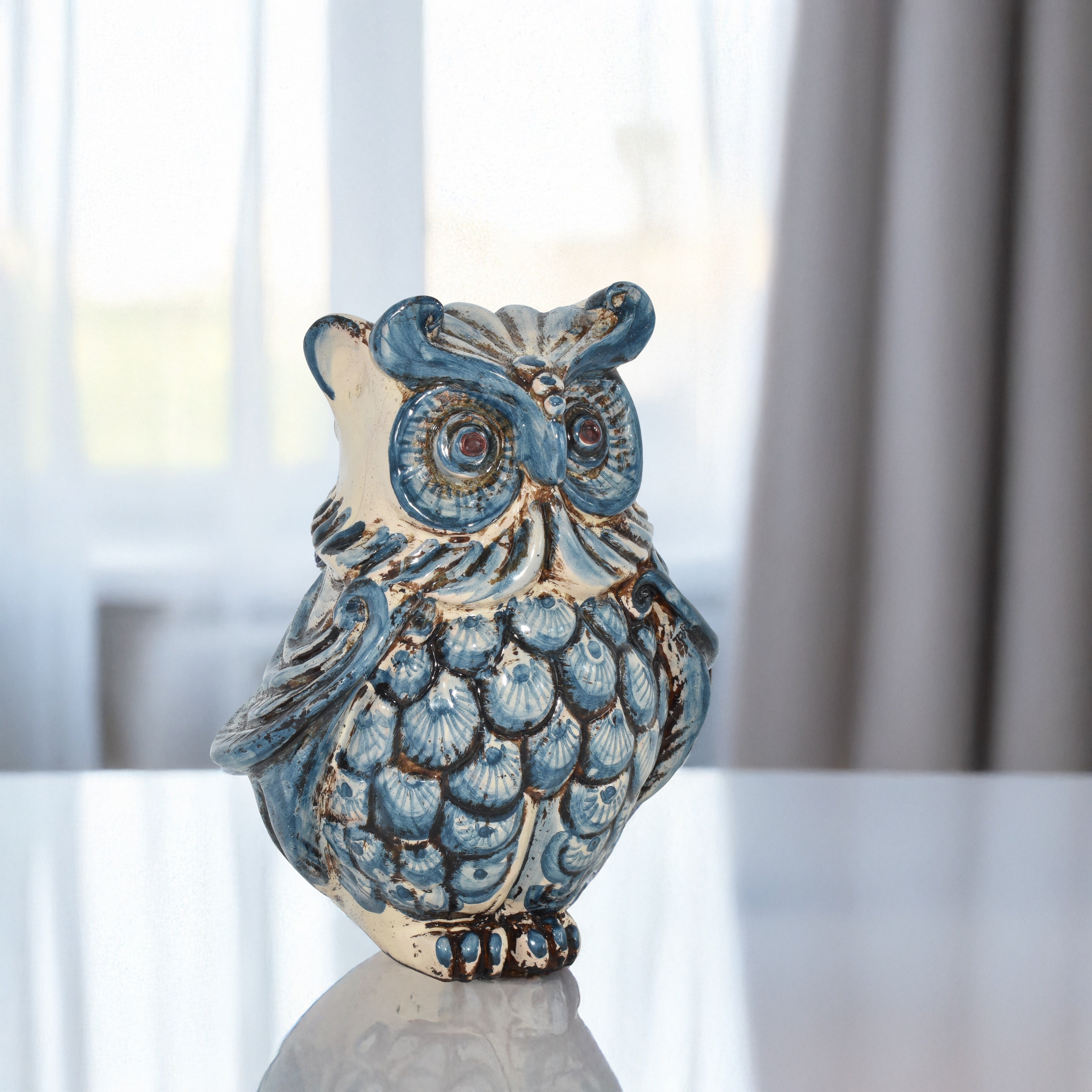 Owl in ceramics of Caltagirone - Artistic ceramics Sofia