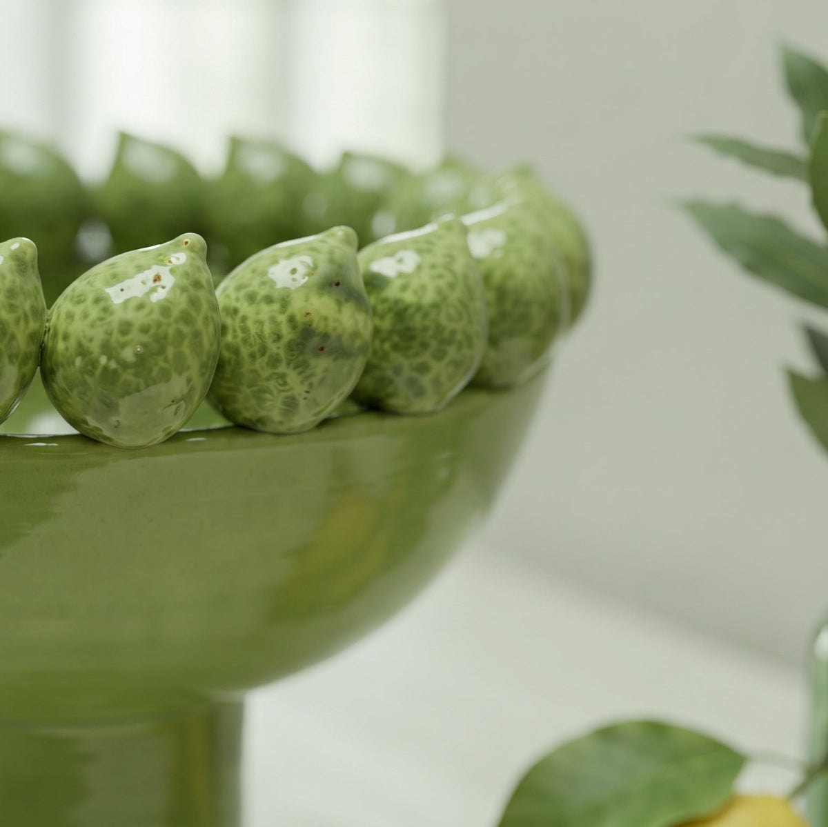 Alzata con Limoni Siciliani  - Verde foglia, Stile Moderno  | Ceramica Caltagirone