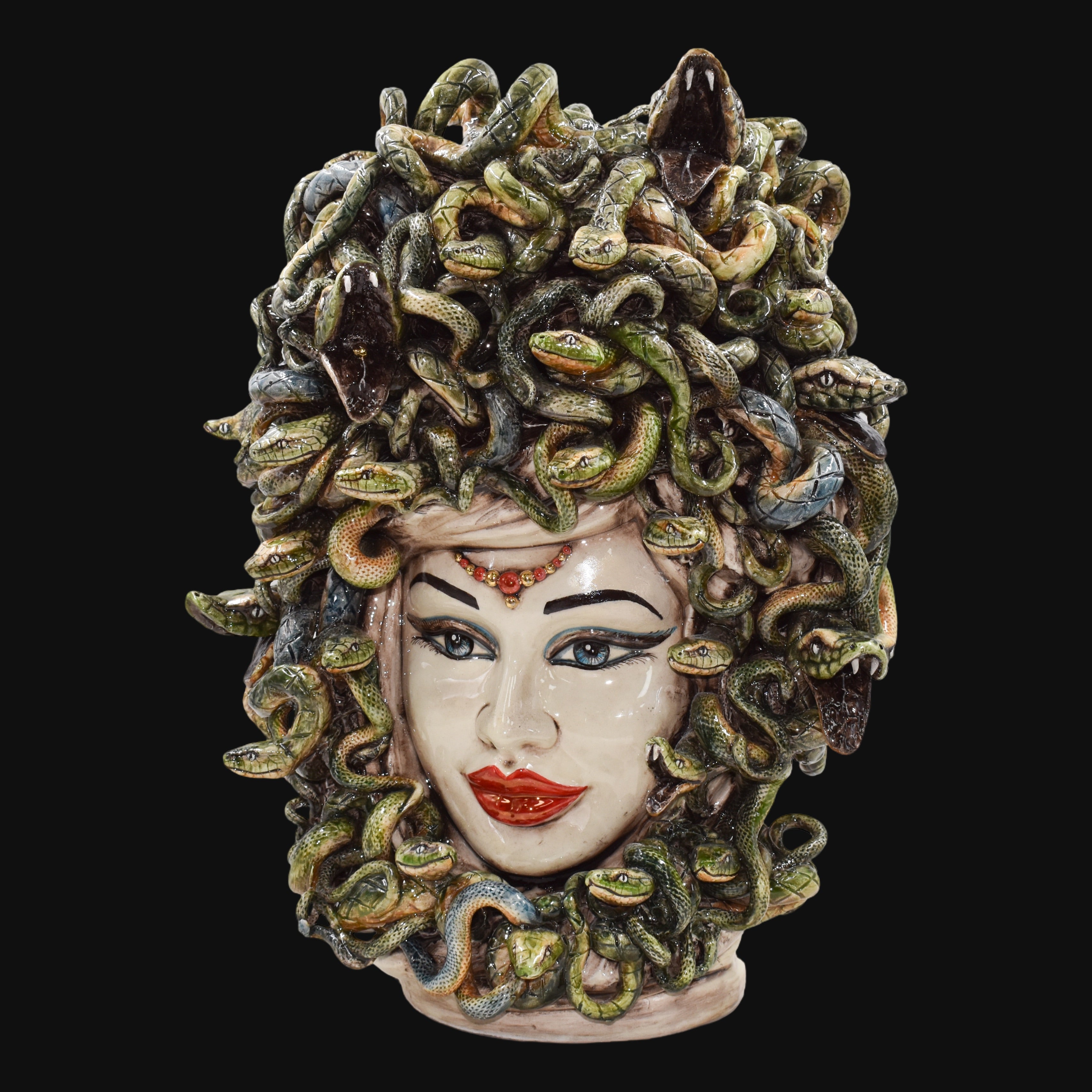 Medusa head h 48 mother of pearl antique gold and lustre
