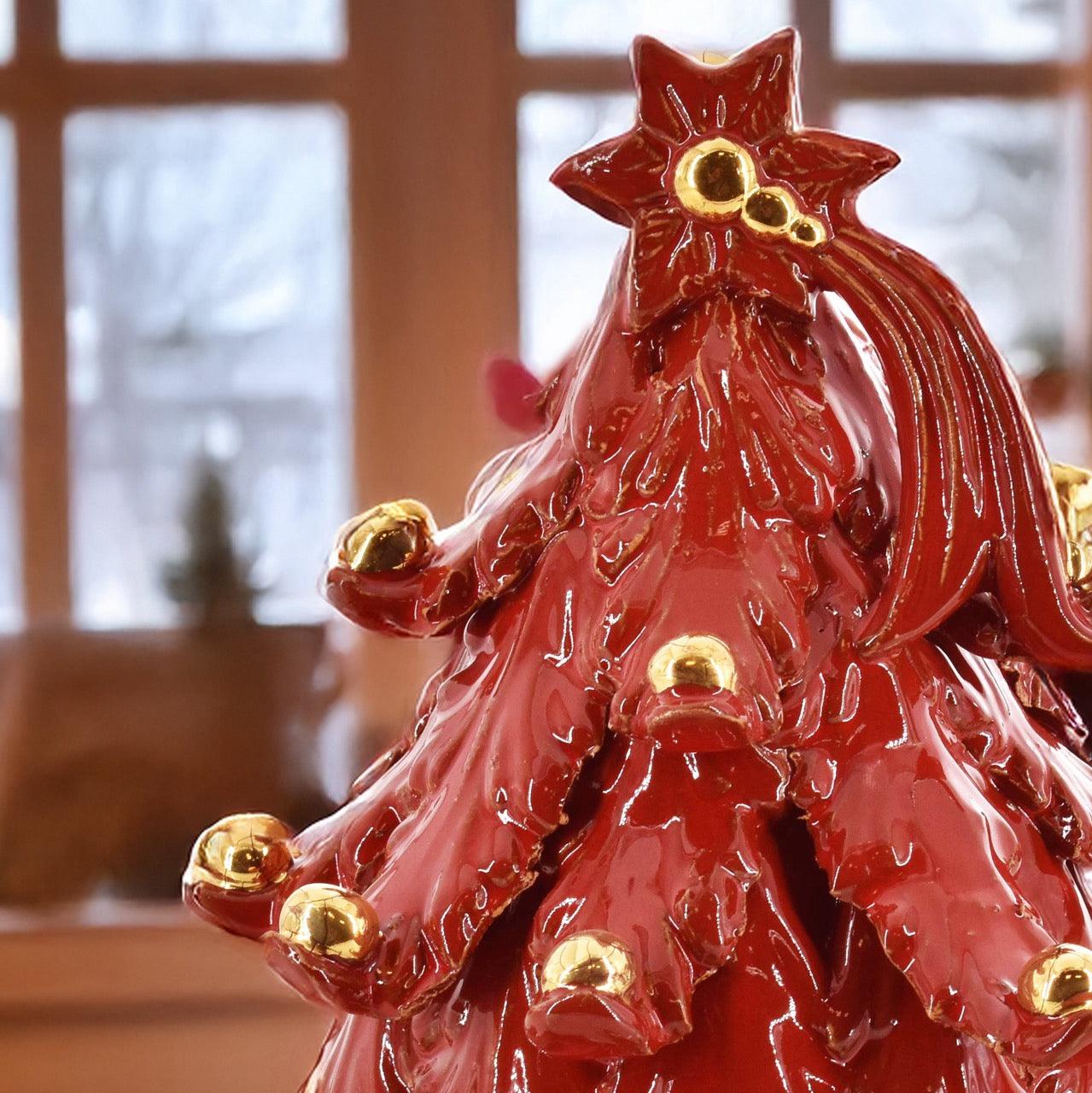 Albero di natale Moderno in colorazione Rosso Fuoco con applicazioni in oro - Ceramiche di Caltagirone Sofia
