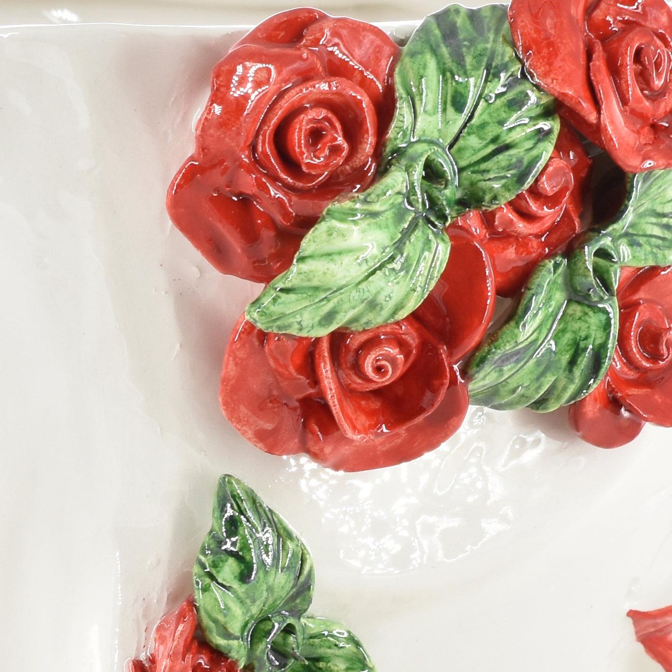 Testa di Moro con rose rosse "Zahira" uomo | White and Color 30 cm - Ceramiche di Caltagirone Sofia