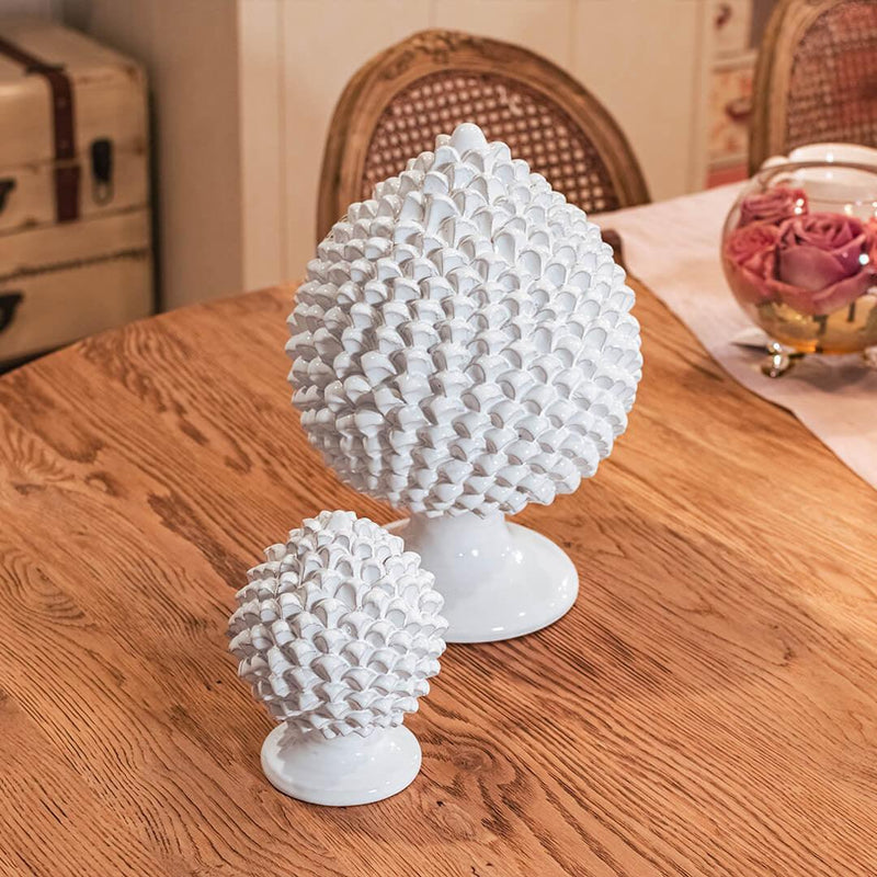 Caltagirone handmade pinecone modeled by hand height 25/40 white line