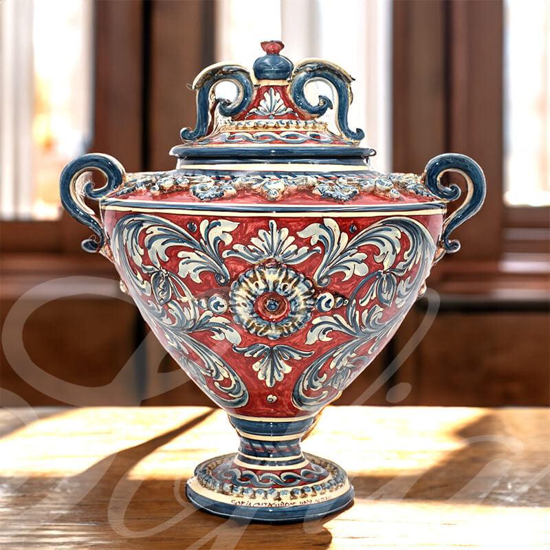 Potiche c/piede h 38 plastico Sofia ornato blu/bordeaux - Ceramiche di Caltagirone Sofia
