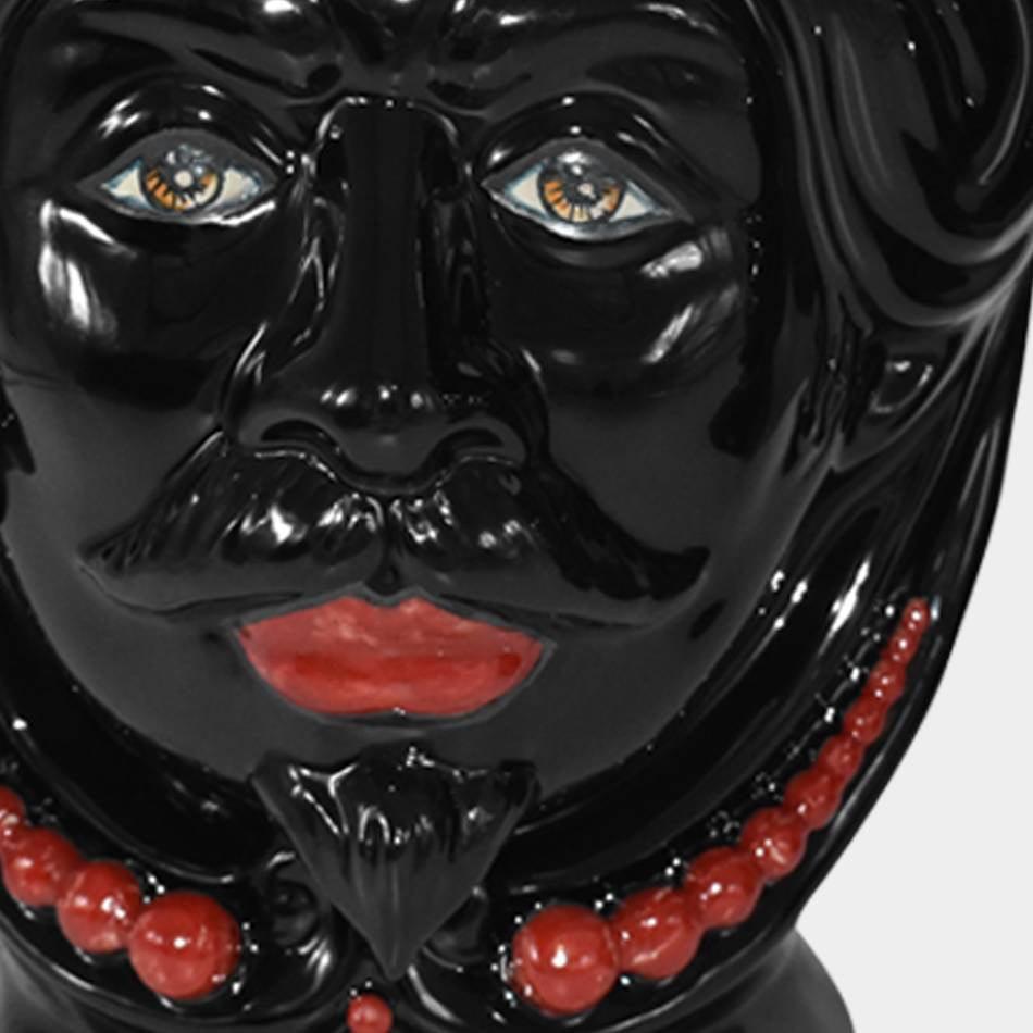 Testa h 25 con perline rosse black lucido maschio - Ceramiche di Caltagirone Sofia